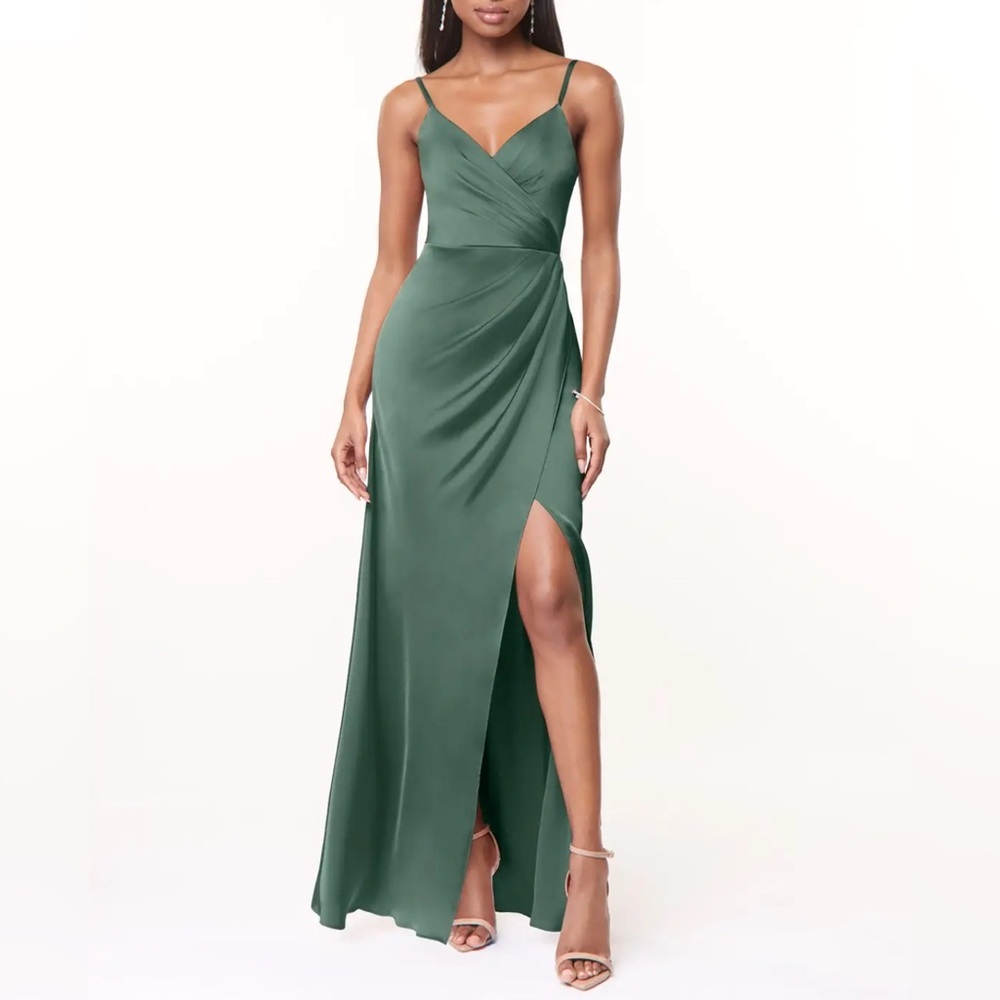 AZAZIE EUCALYPTUS A LINE V NECK PLEATED STRETCH SATIN DRESS SIZE 12